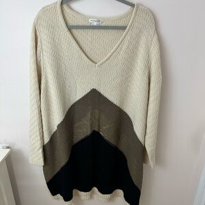 VENUS Color Block triangle brown black cream metallic neutral size 3X